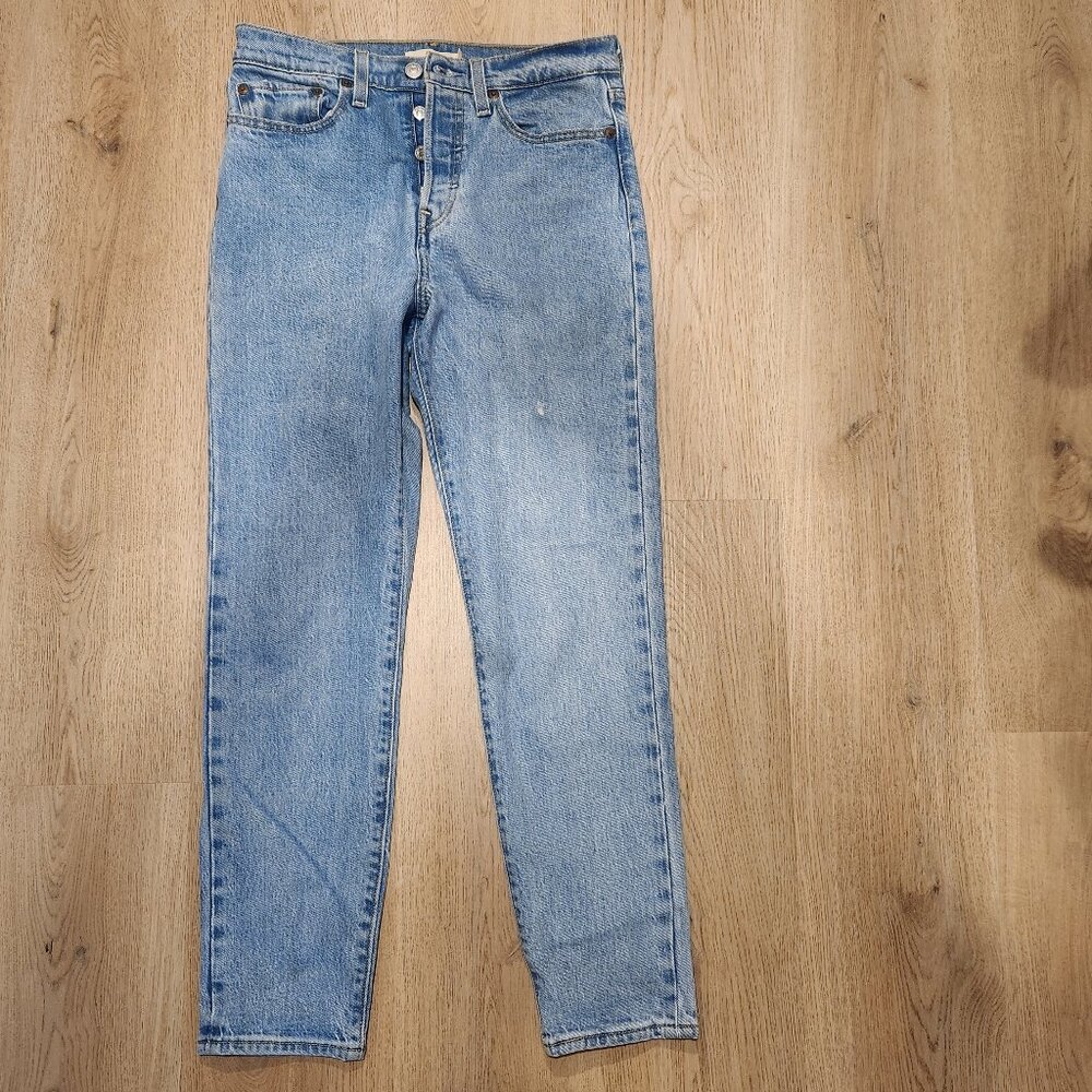 Levi's Wedgie Jeans size 27
